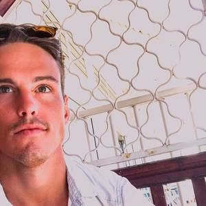 Meet your Posher, Neil